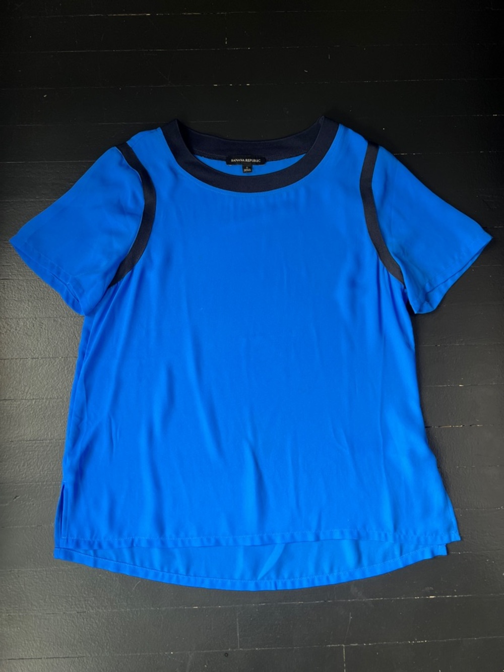 Banana Republic Royal Blue Short Sleeve Crewneck Top with Navy Trim